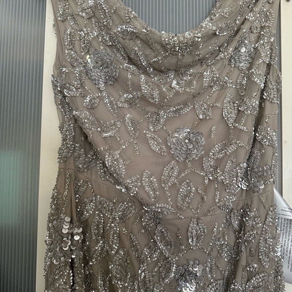 ✔️#63B BNWT MAC DUGGAL  93537 Embellished Cowl Neckline Floral Dress - Picture 7 of 16